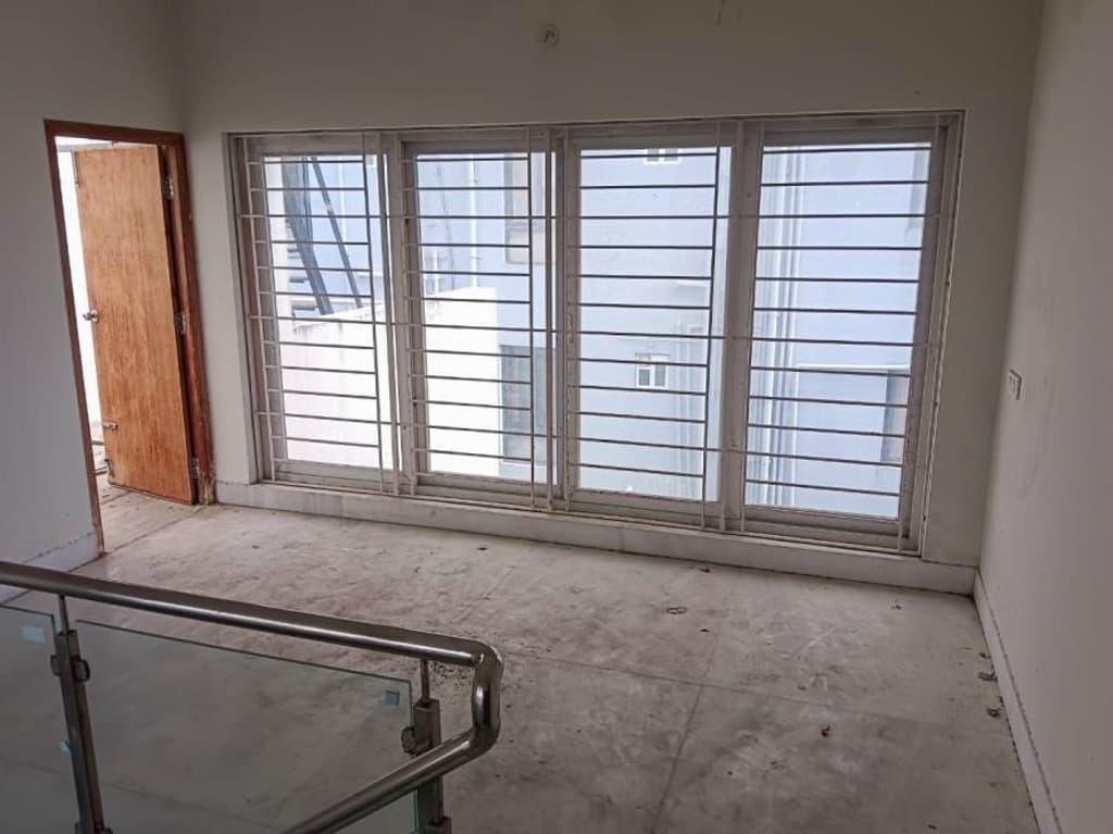 Property Photos 27