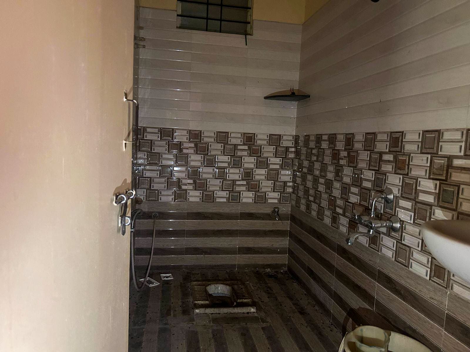 Property Photos 8