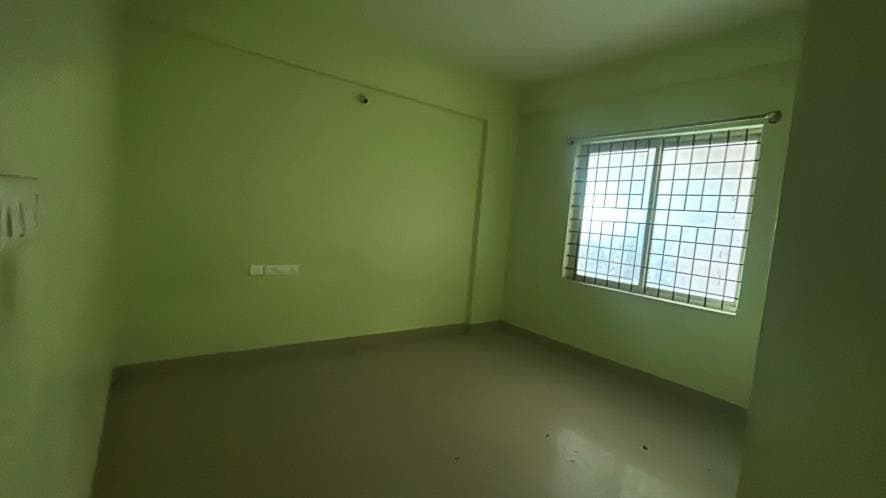 Property Photos 9