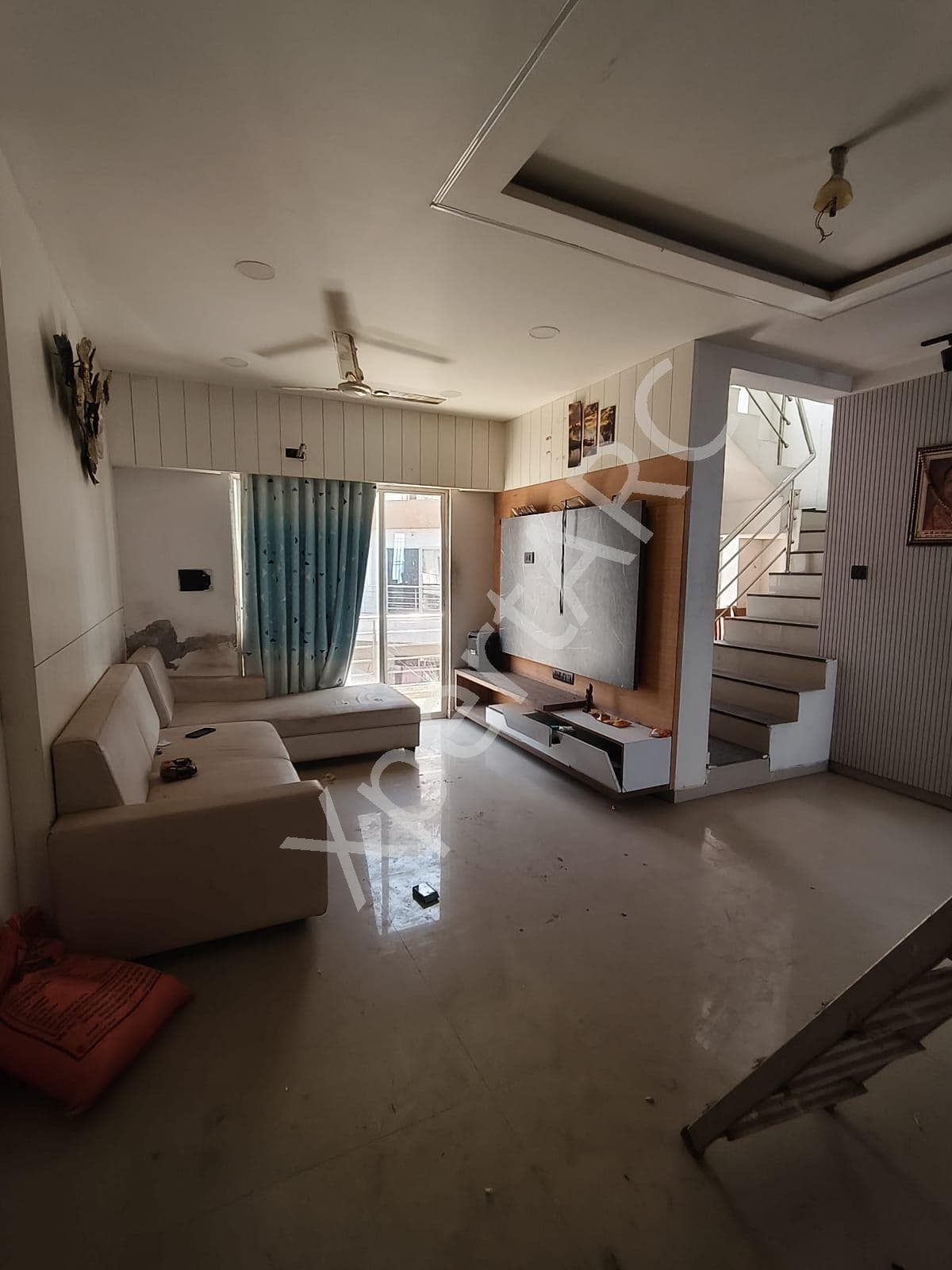 Property Photos 17