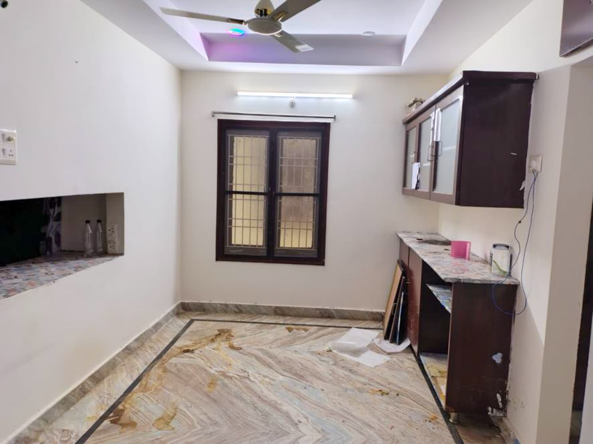 Property Photos 7