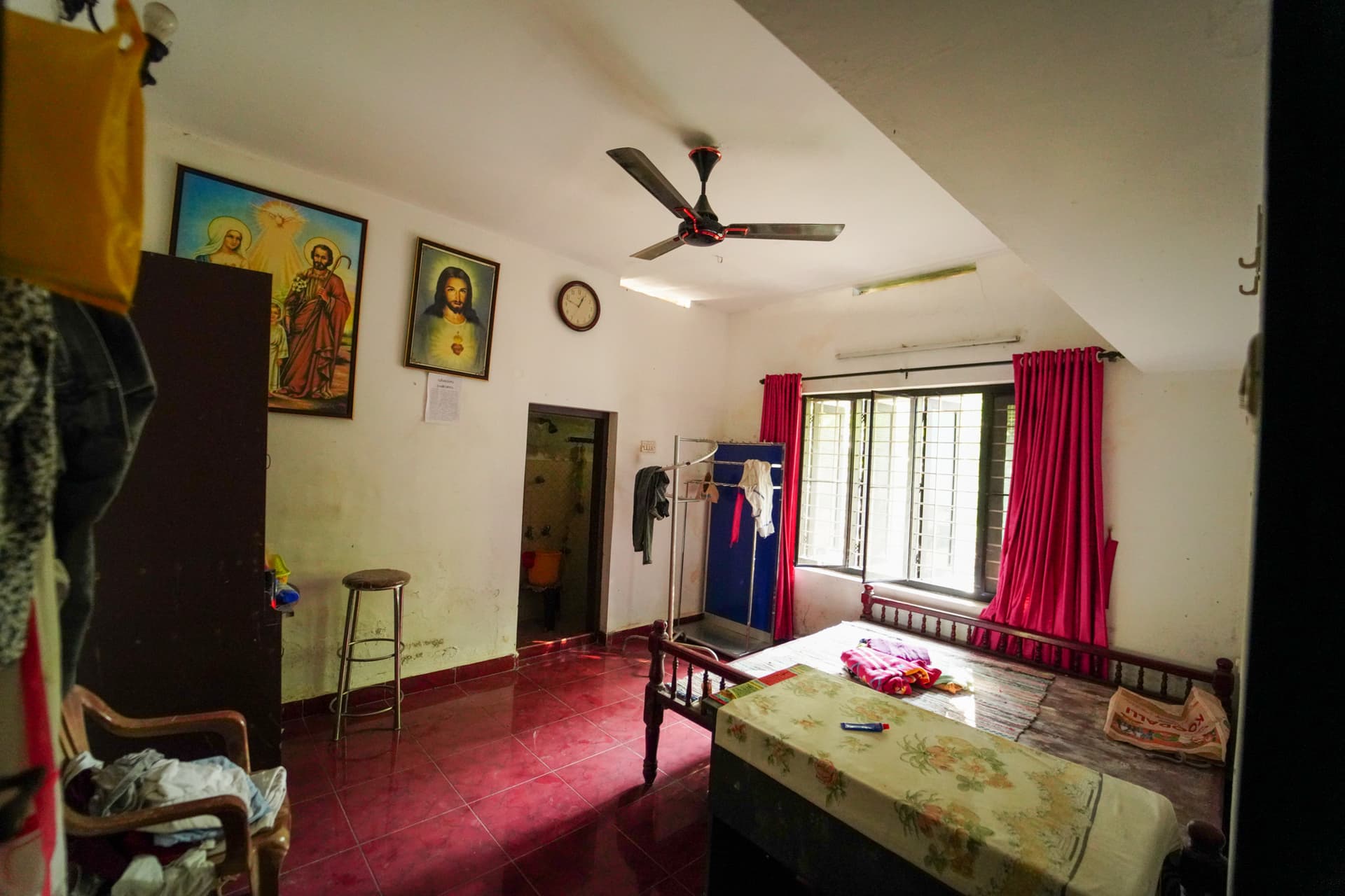 Property Photos 18