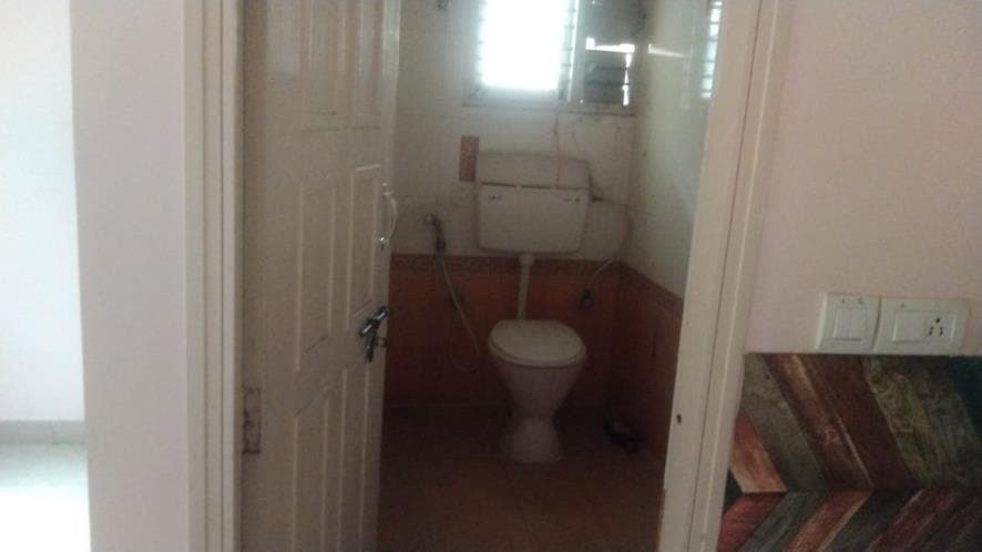 Property Photos 12