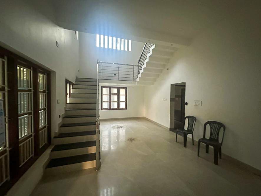 Property Photos 14