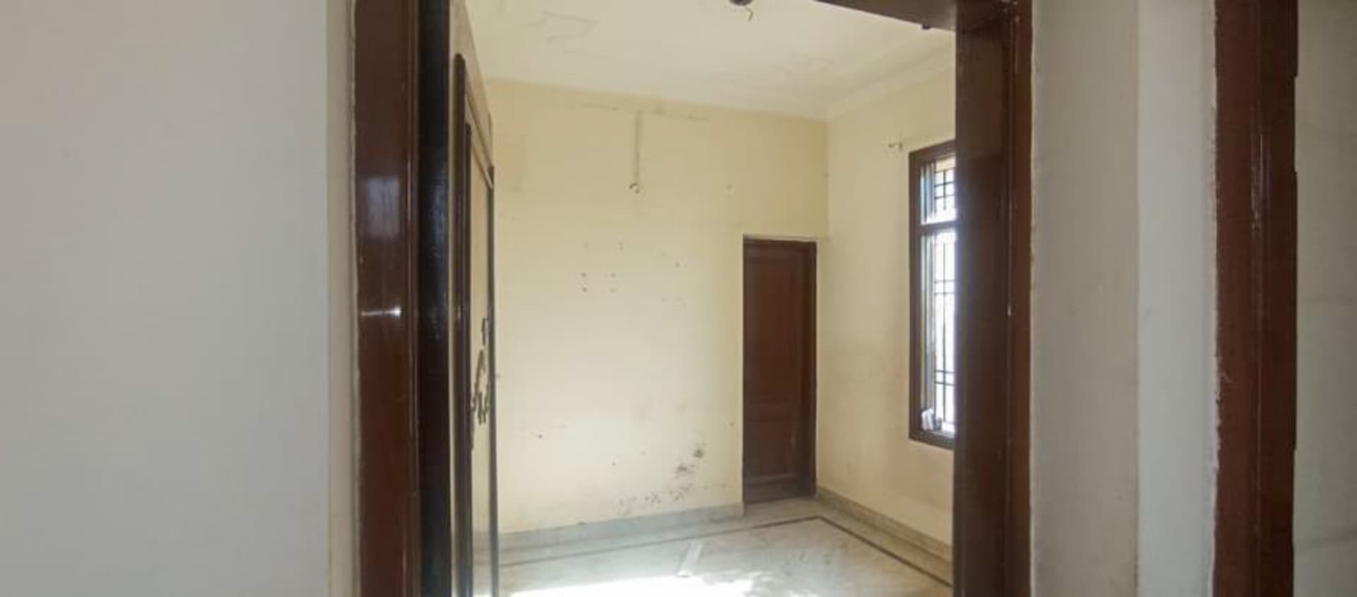 Property Photos 11