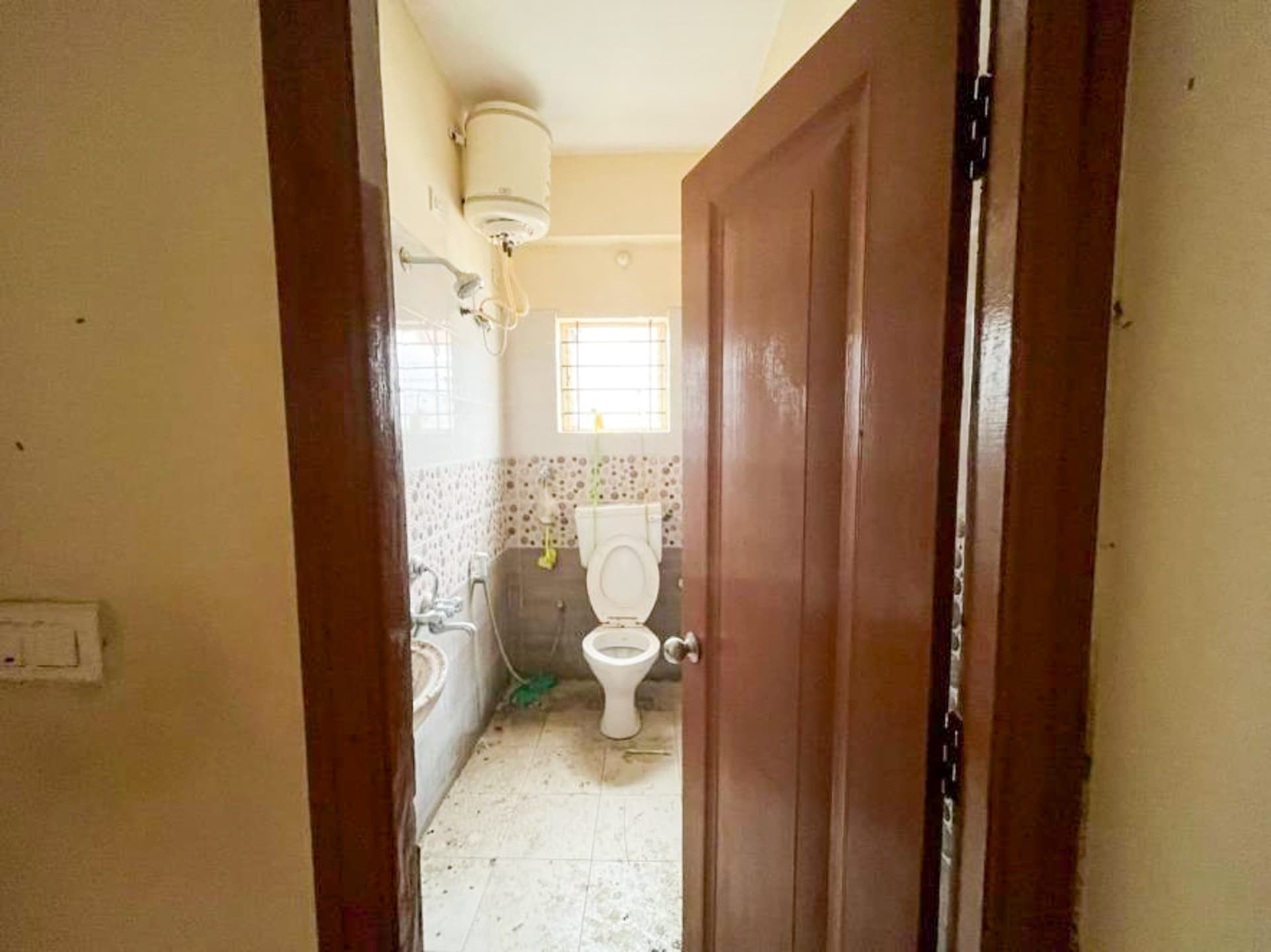 Property Photos 9