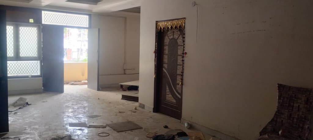 Property Photos 4