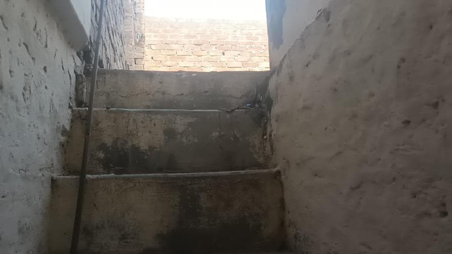 Property Photos 32