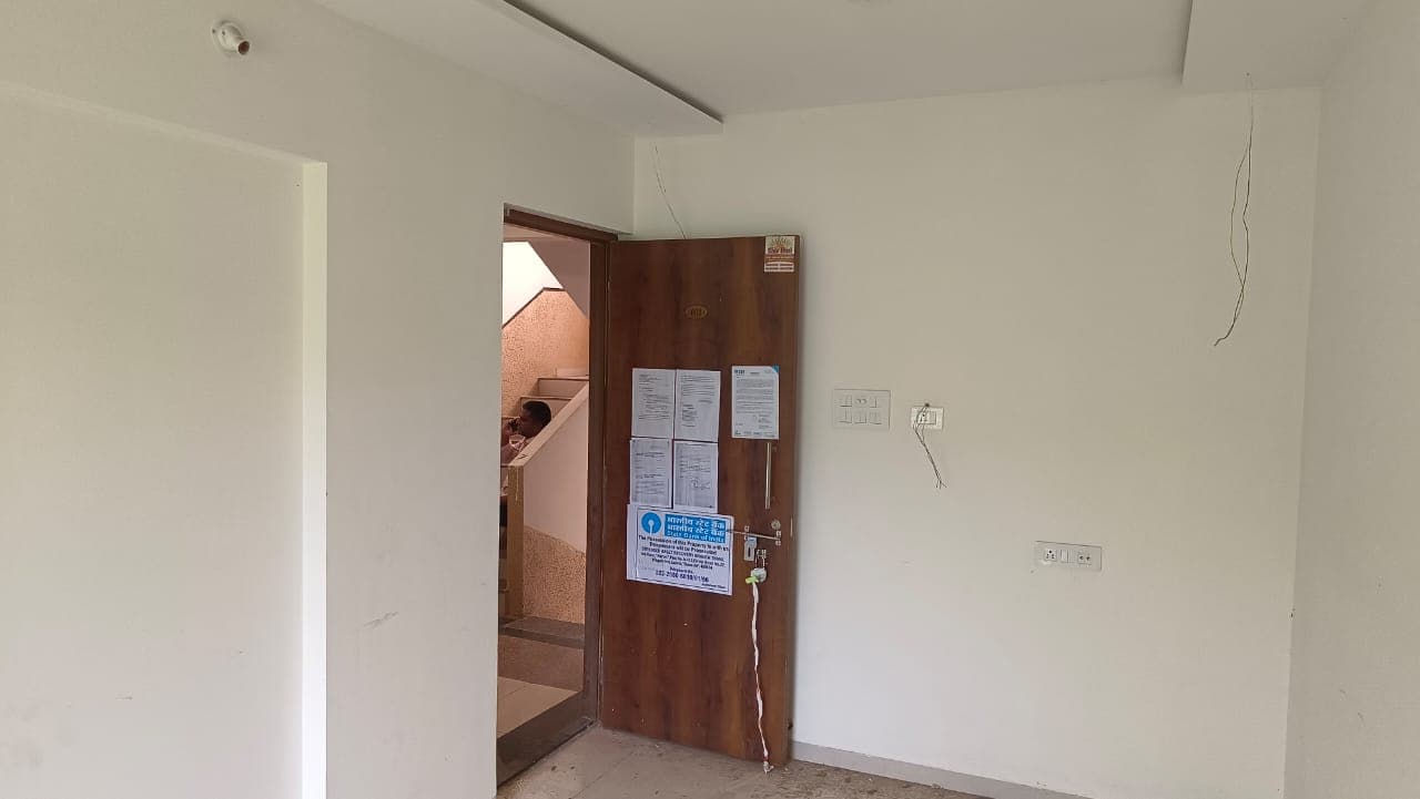 Property Photos 6