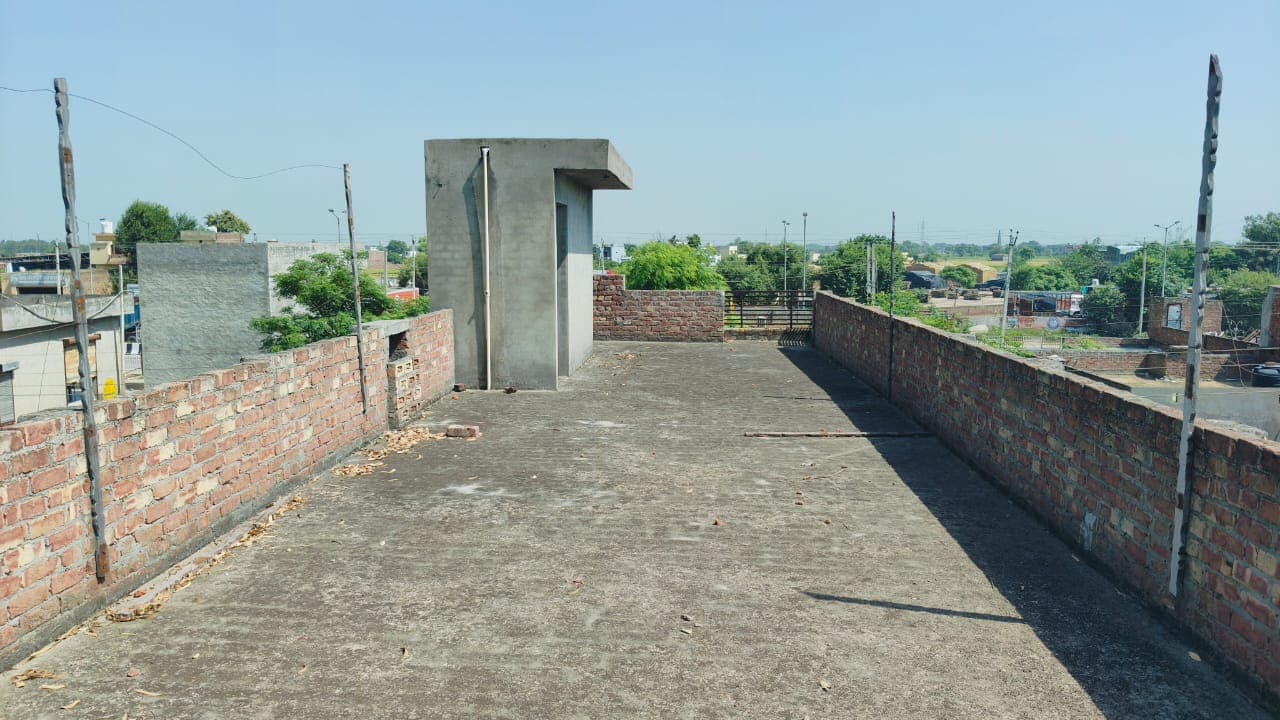 Property Photos 8