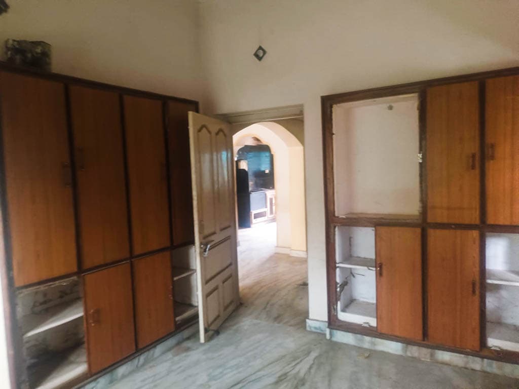 Property Photos 8