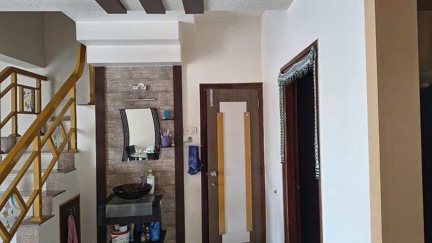 Property Photos 35