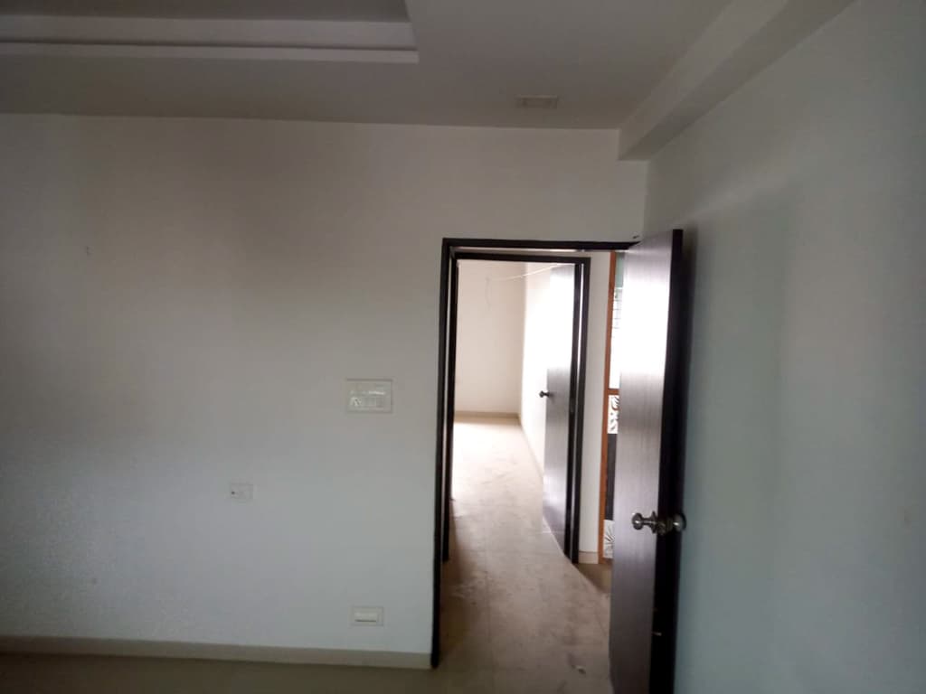 Property Photos 4