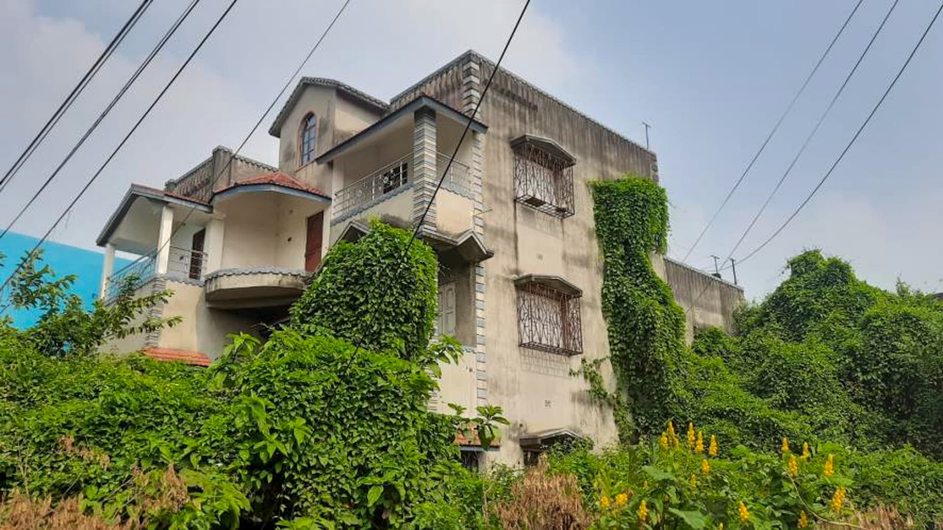 Property Photos 26