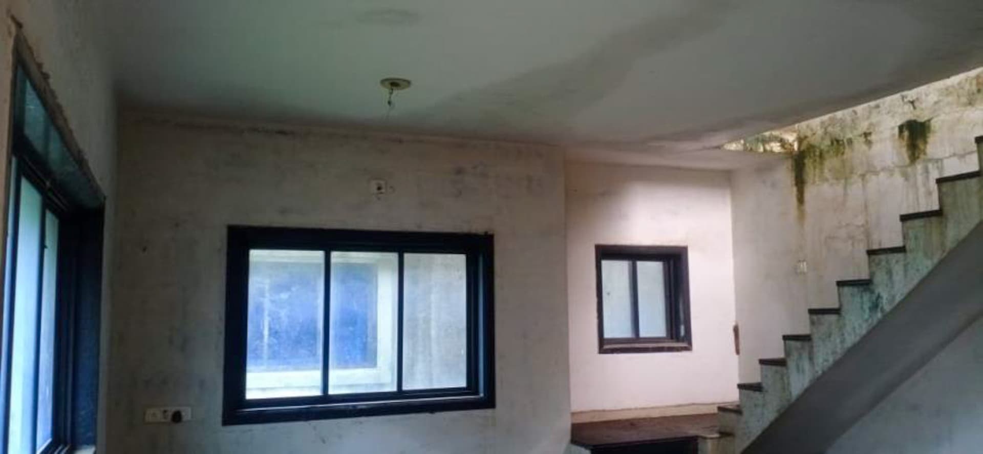Property Photos 5