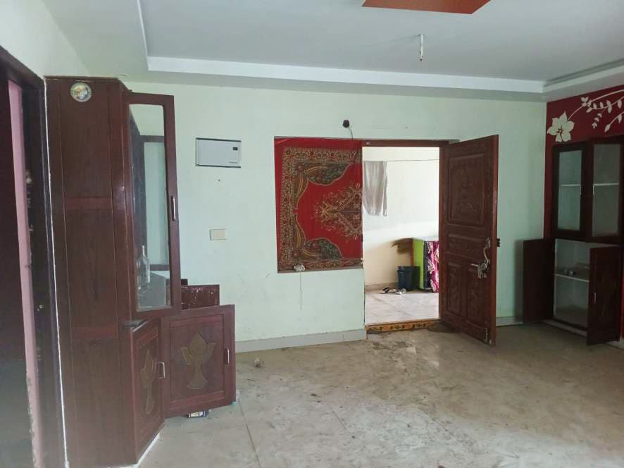 Property Photos 8