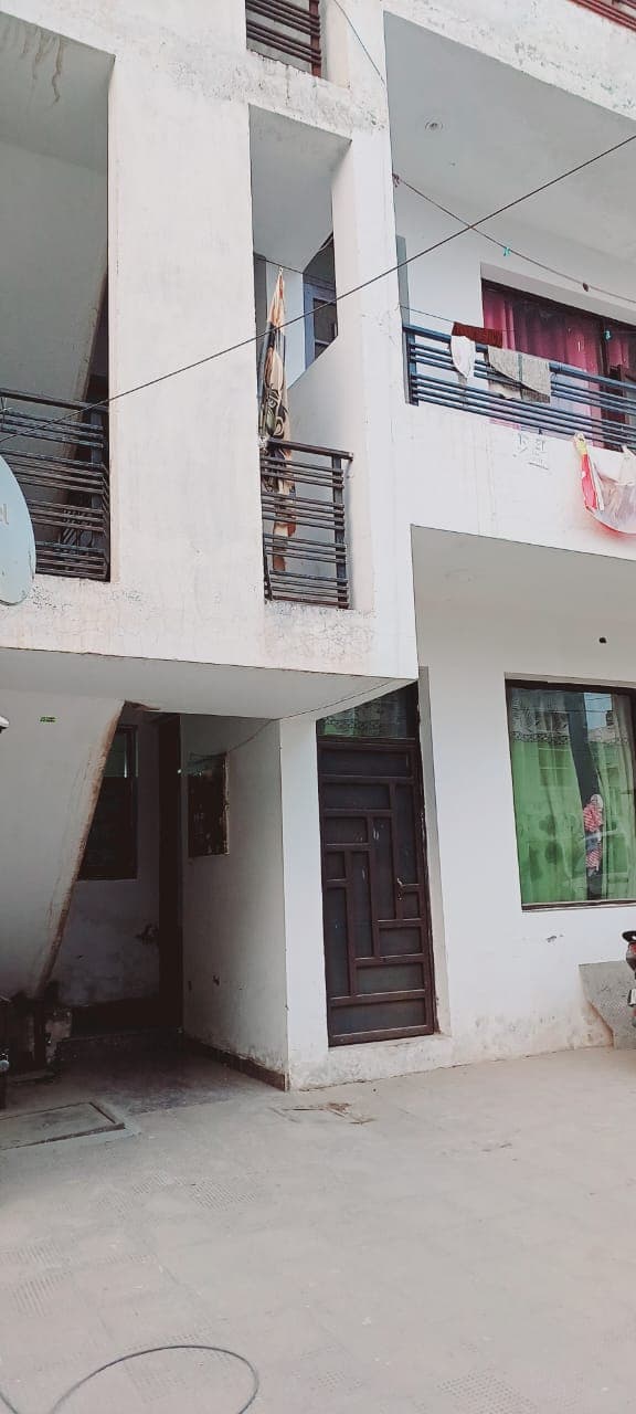 Property Photos 1