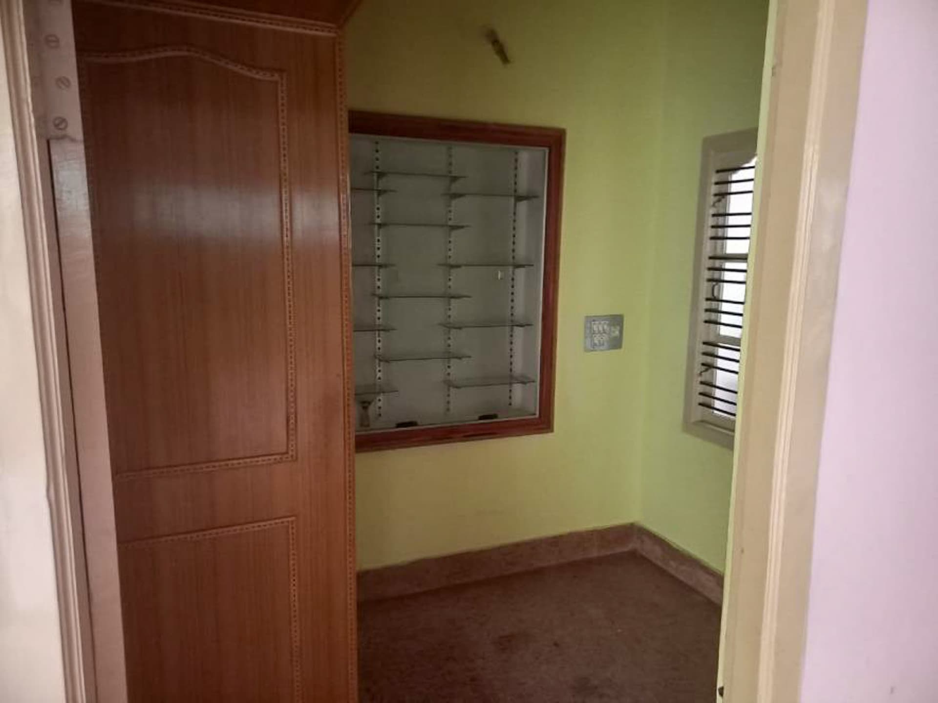 Property Photos 17