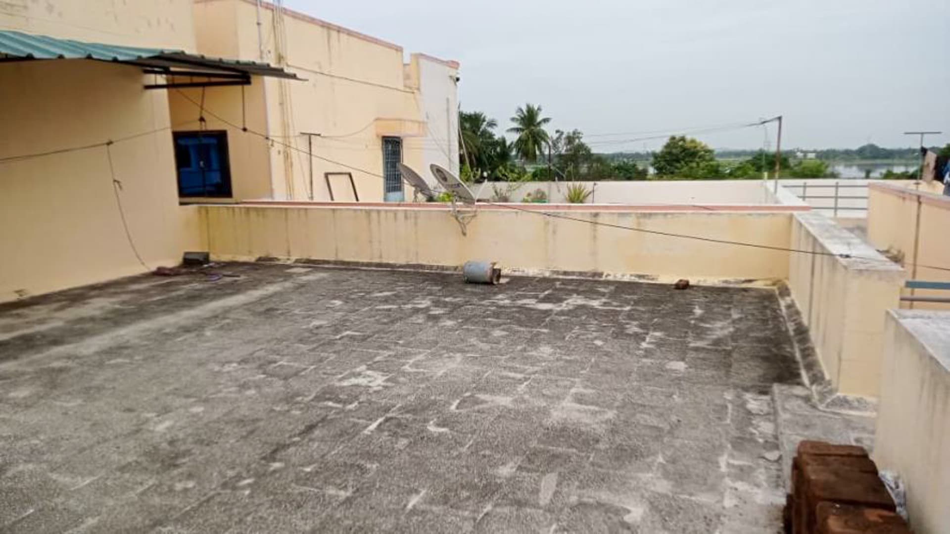Property Photos 7