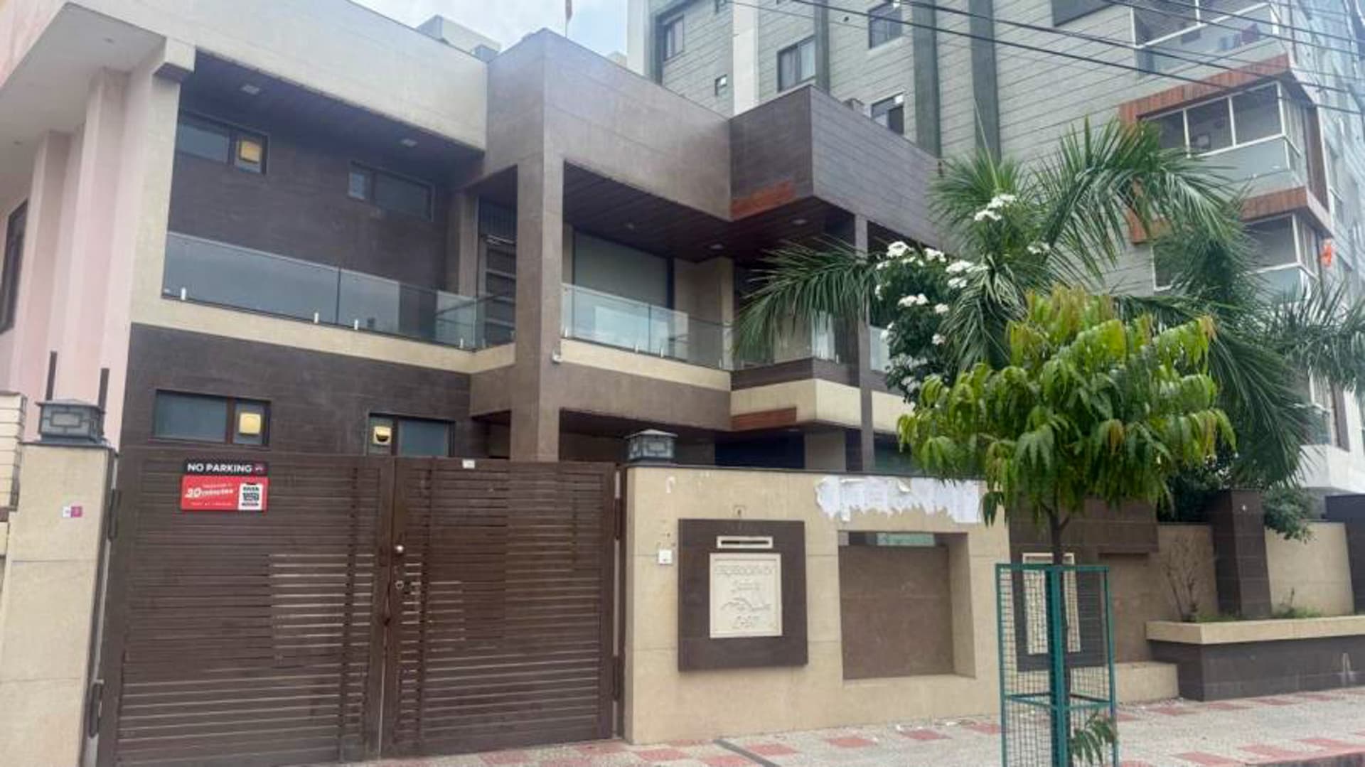 Property Photos 6