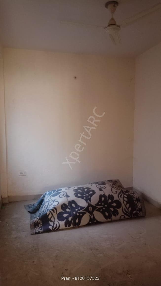 Property Photos 5