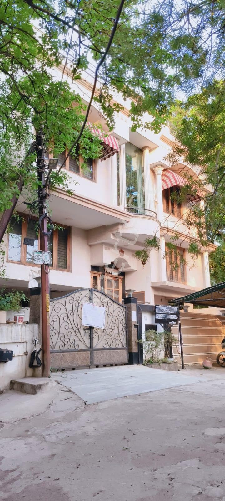 Property Photos 3
