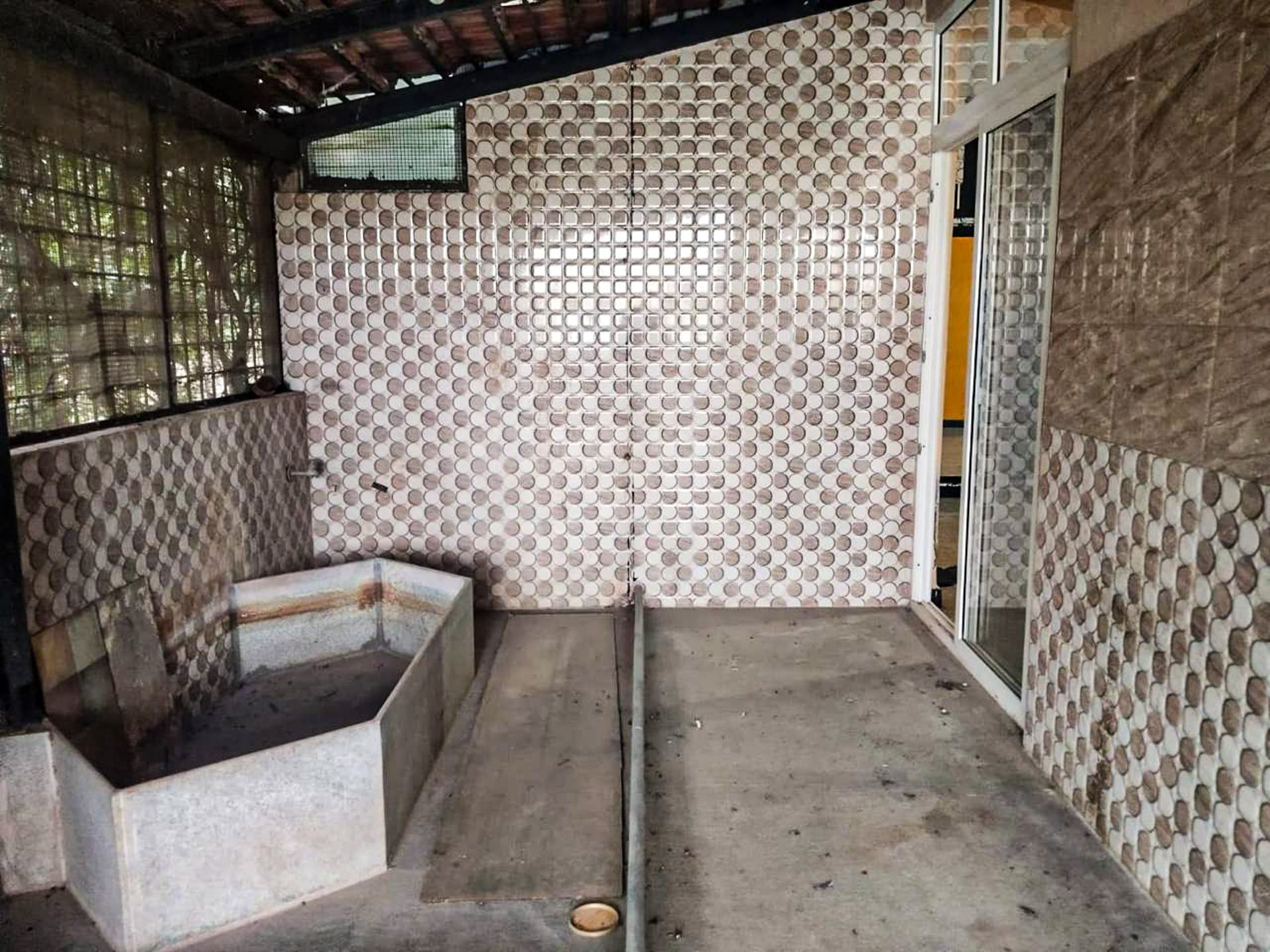 Property Photos 8