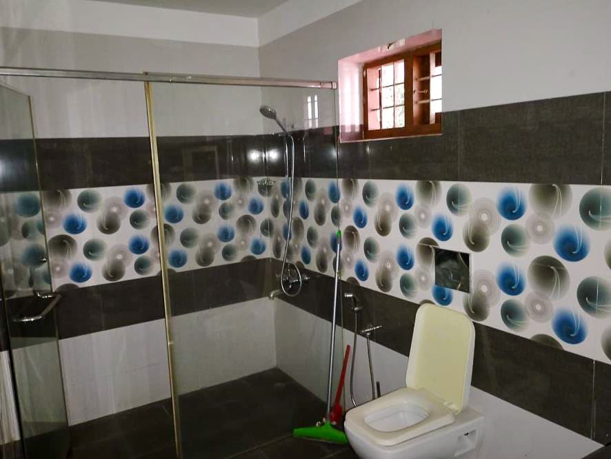 Property Photos 17