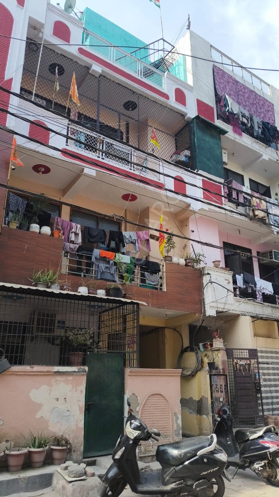 Property Photos 9