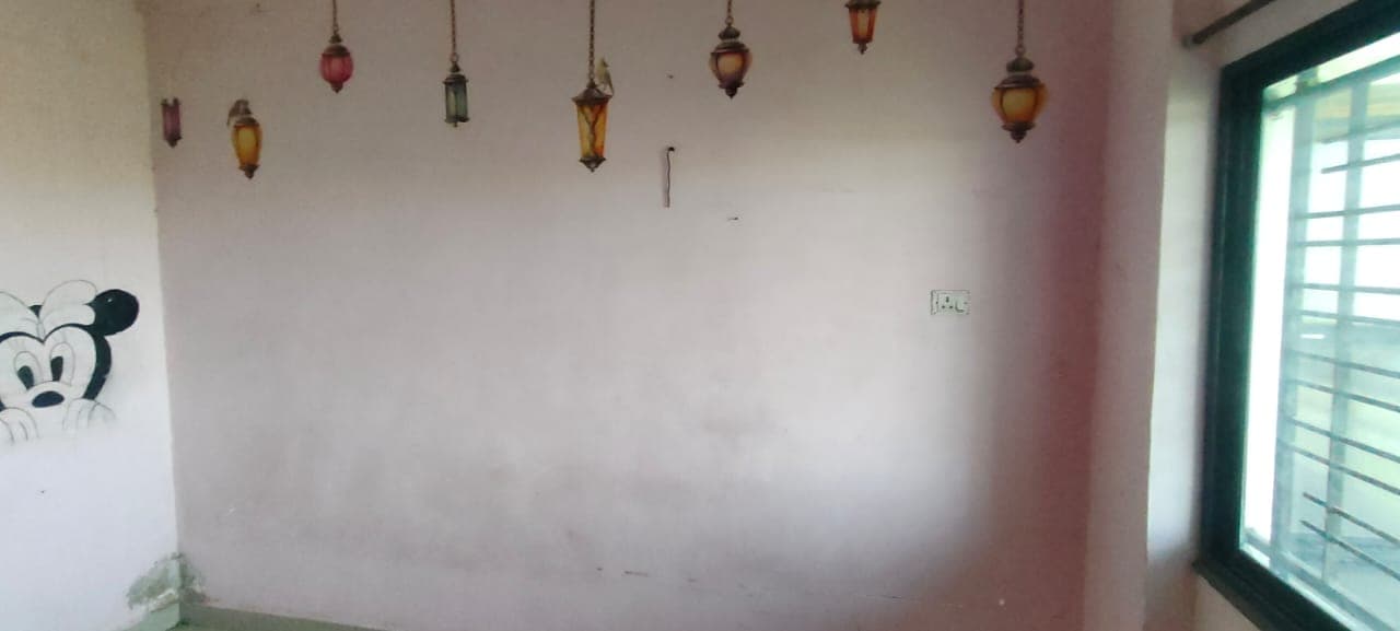 Property Photos 8