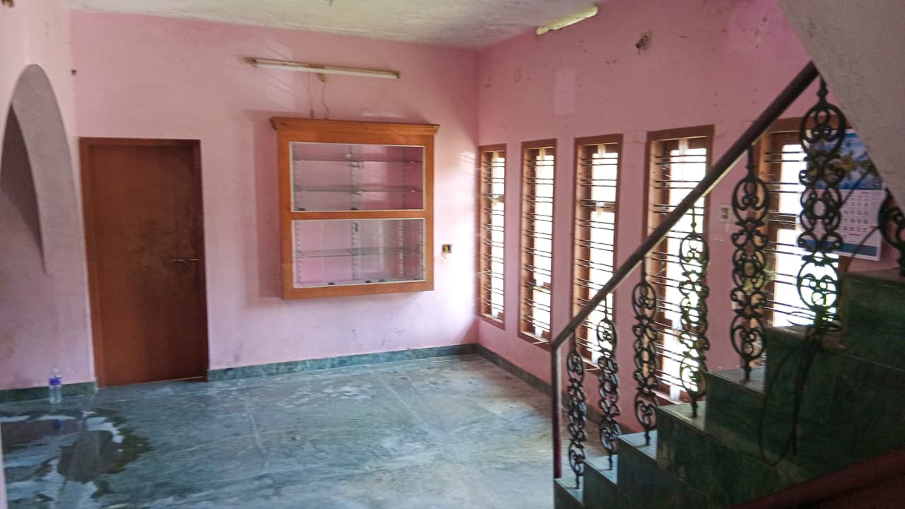 Property Photos 14