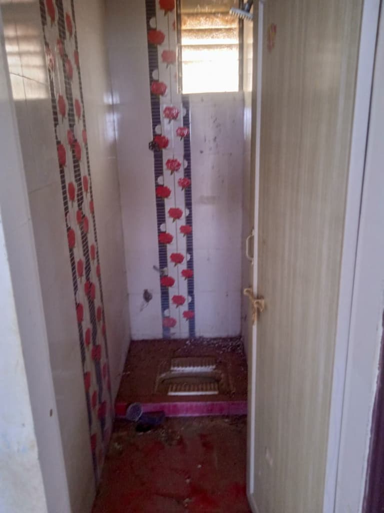 Property Photos 6