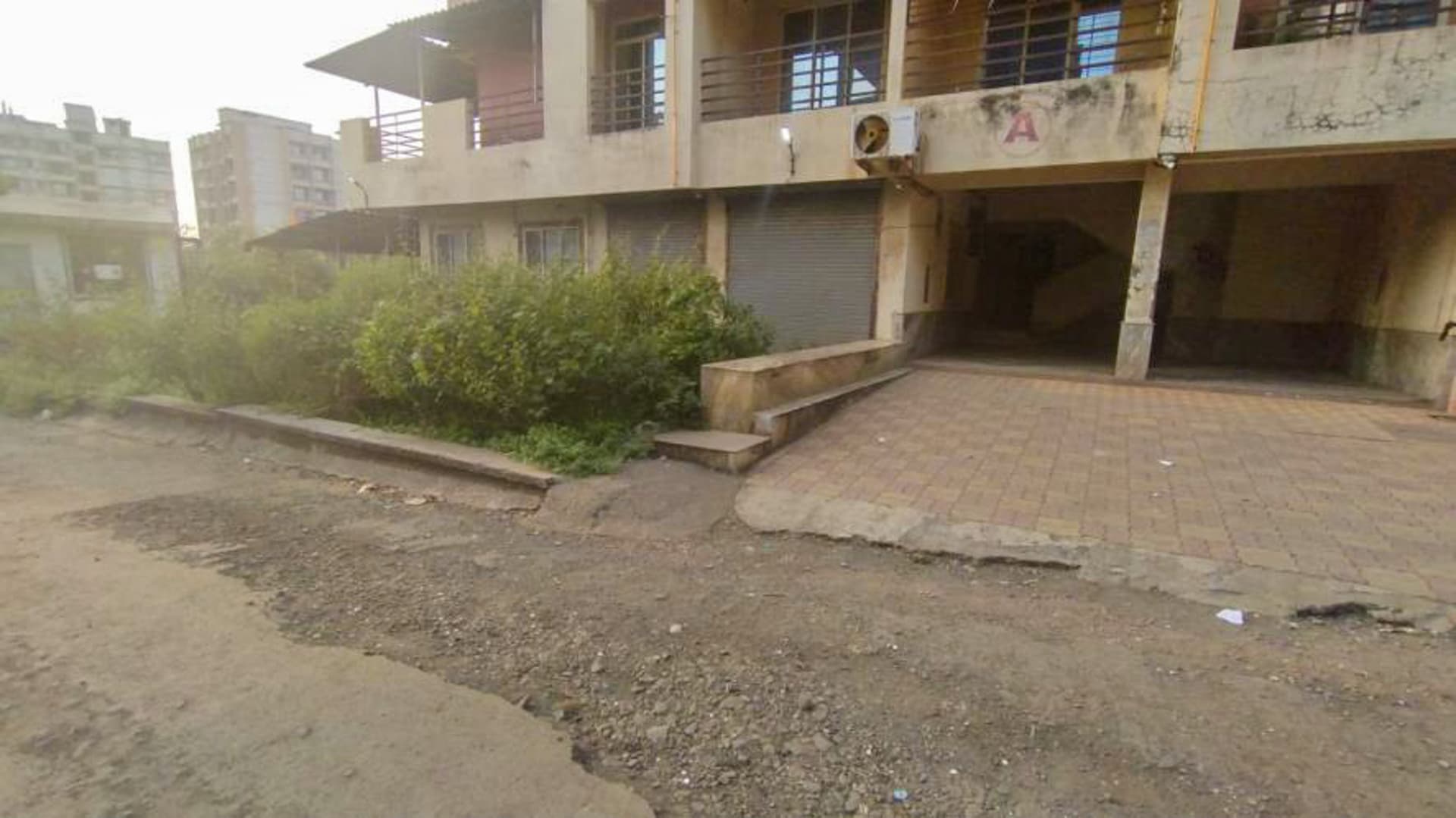 Property Photos 16