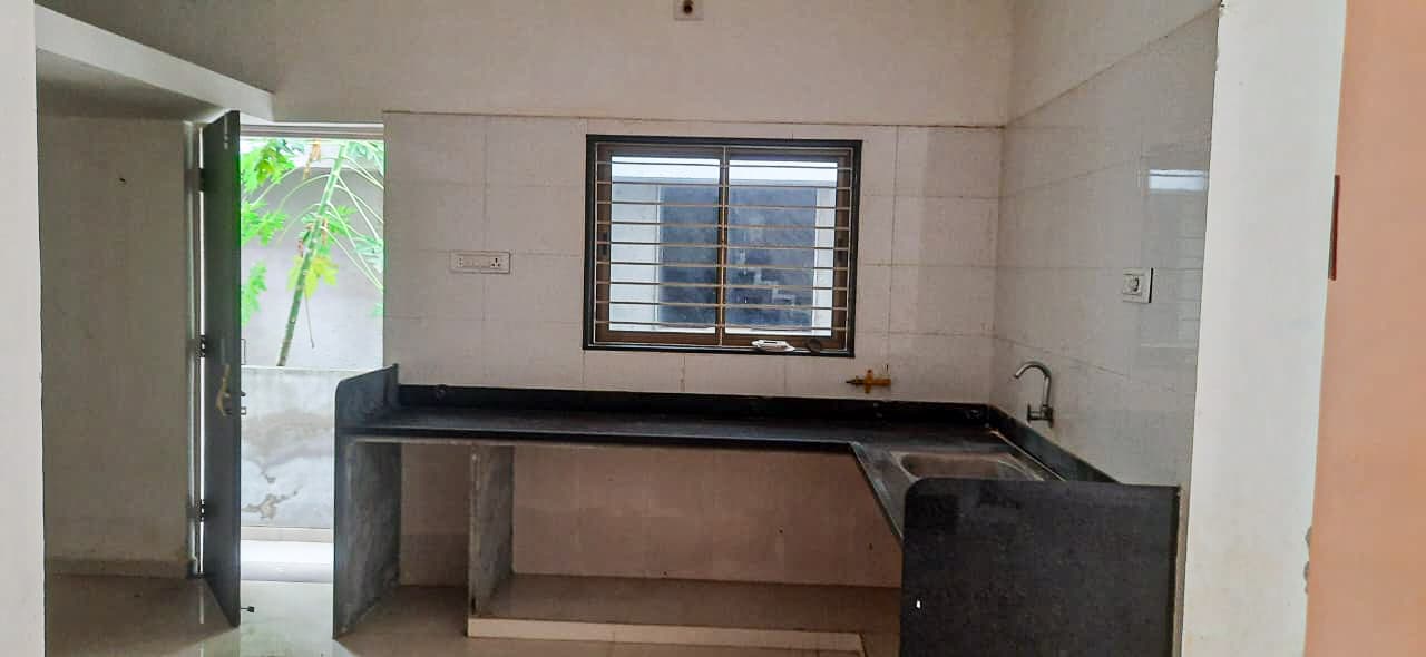 Property Photos 4