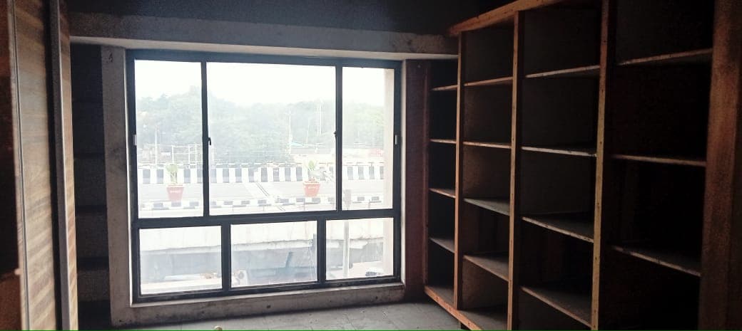 Property Photos 7