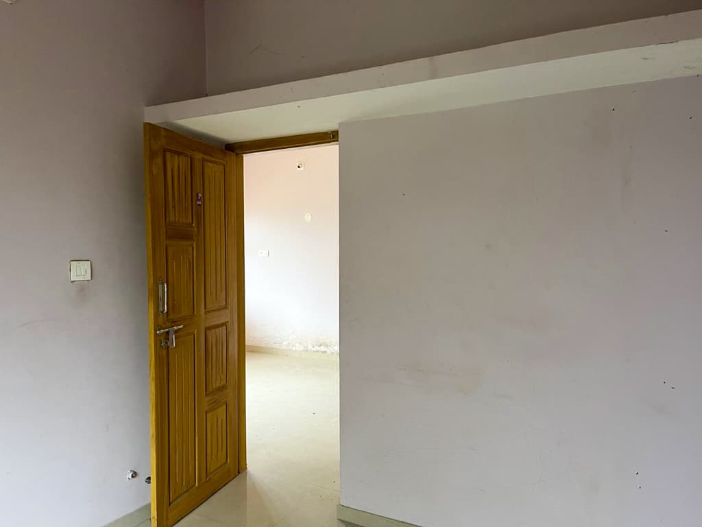 Property Photos 6