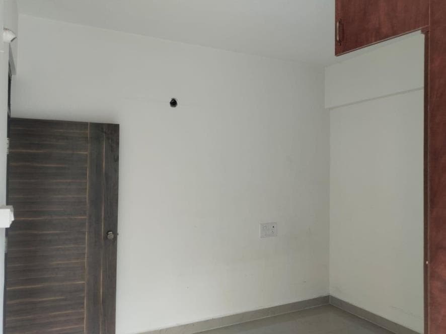 Property Photos 9