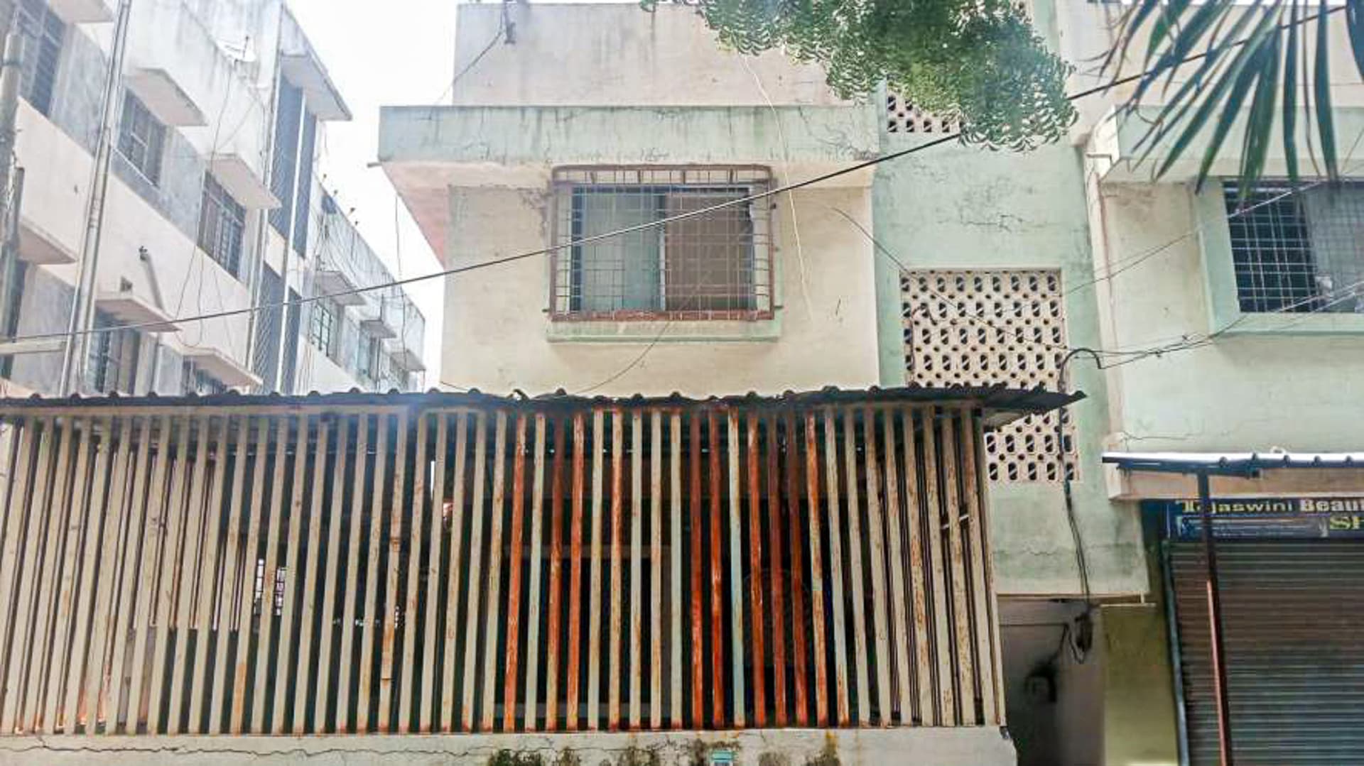 Property Photos 6