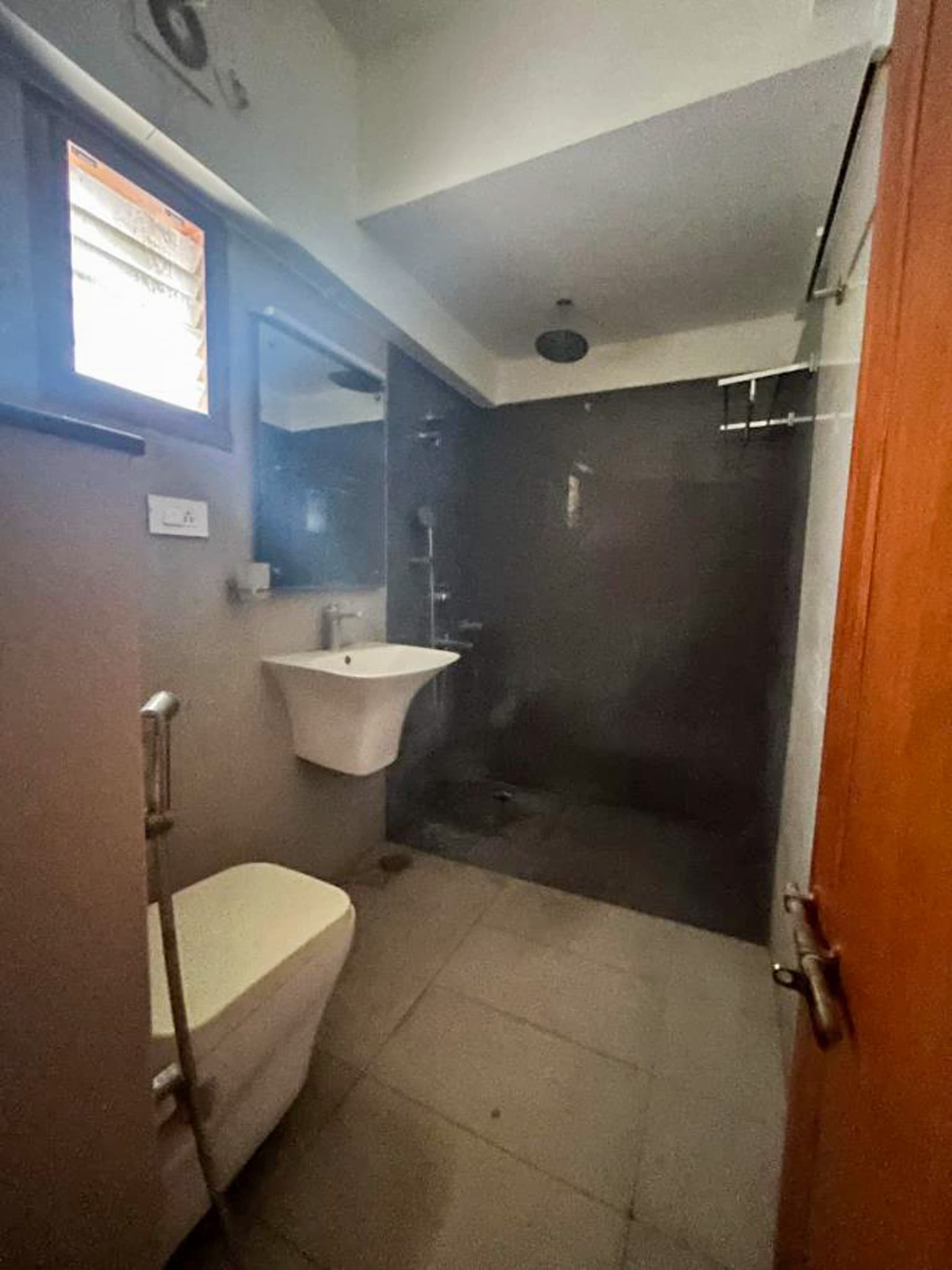 Property Photos 7