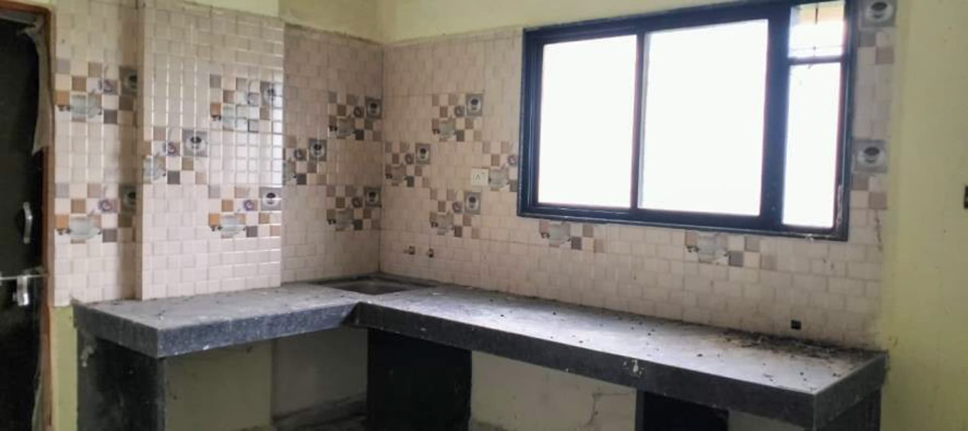 Property Photos 8