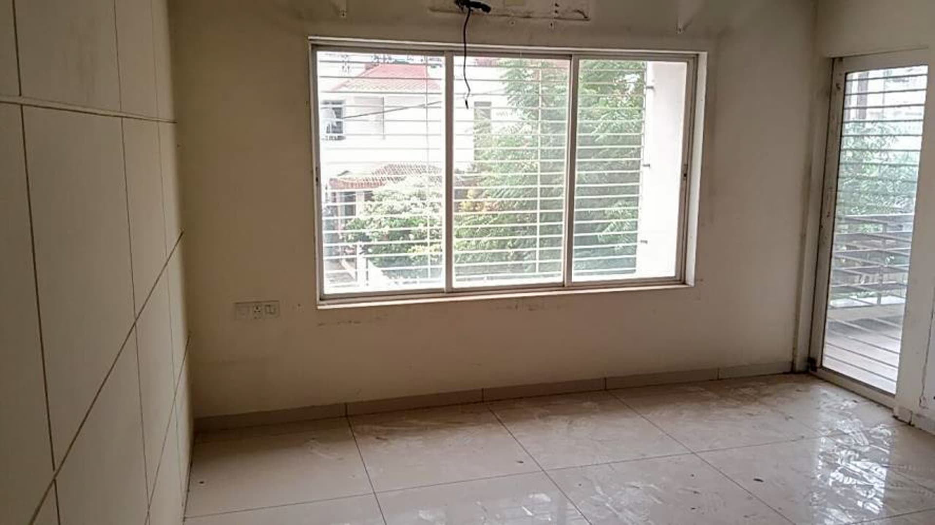 Property Photos 8