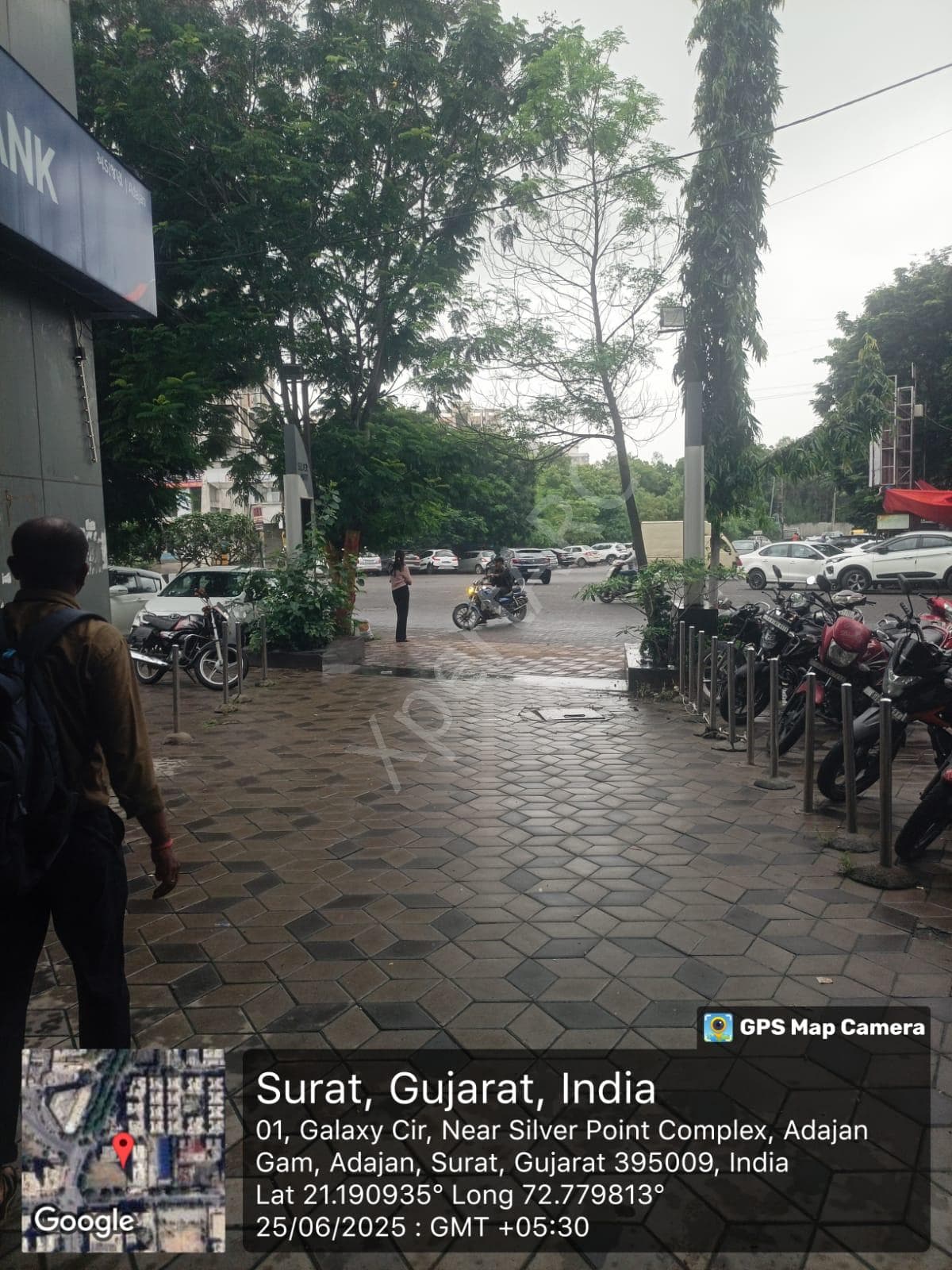 Property Photos 9
