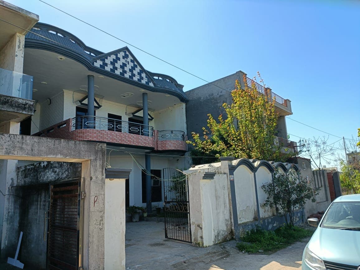 Property Photos 1