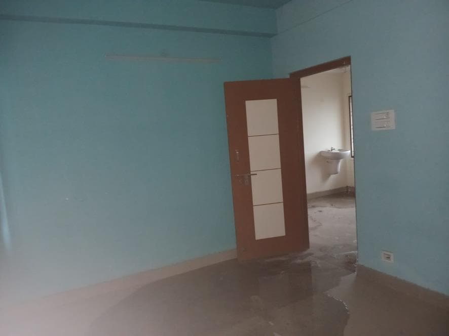 Property Photos 6