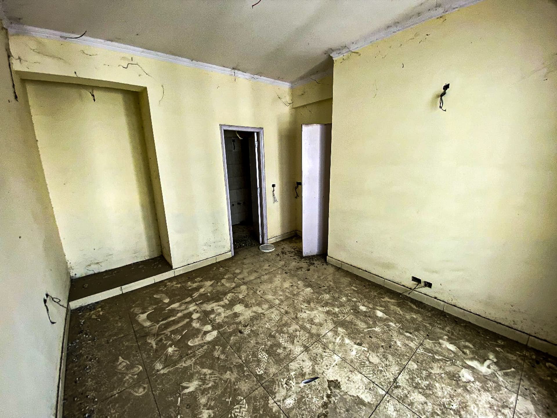 Property Photos 6