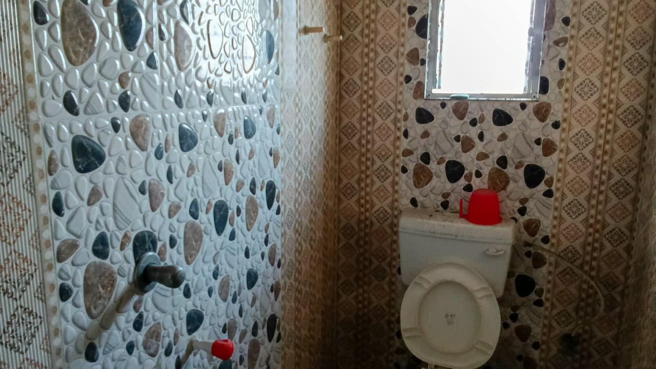 Property Photos 25
