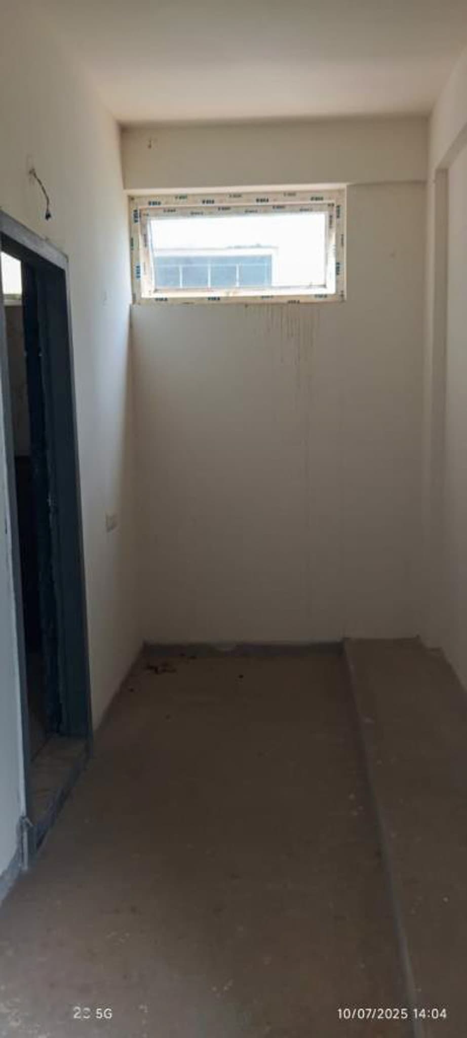 Property Photos 35