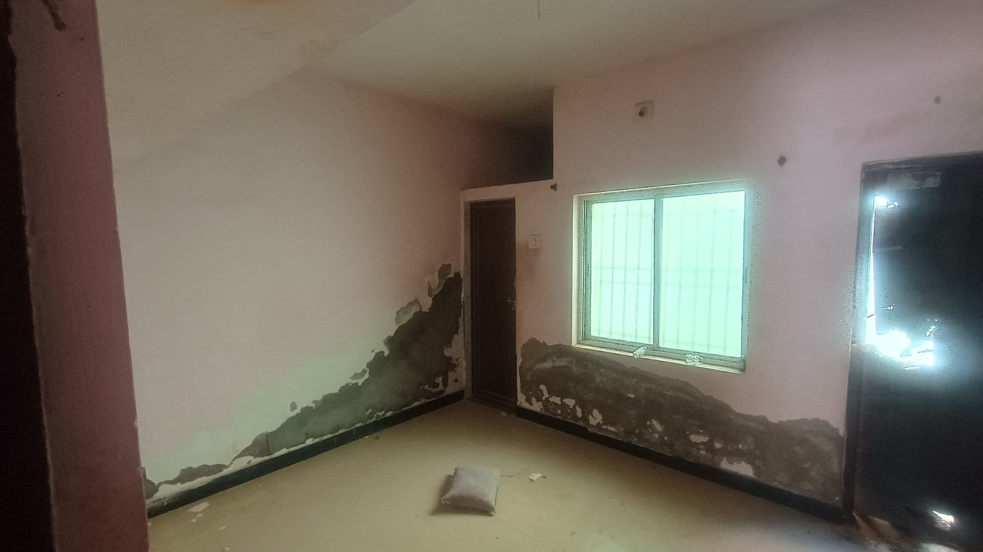 Property Photos 6