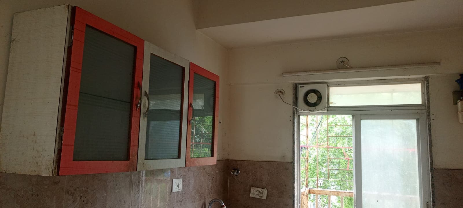 Property Photos 18