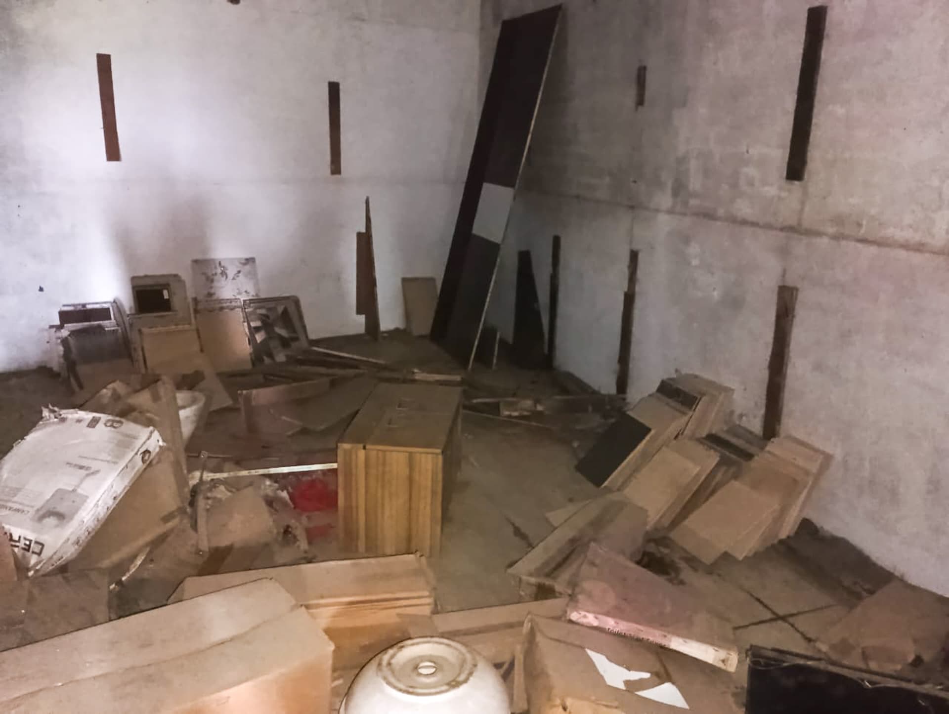Property Photos 8